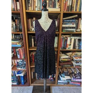 Pamella Roland Women’s Size 10 Purple Sequin Party Dress Mini Gown 100% Silk